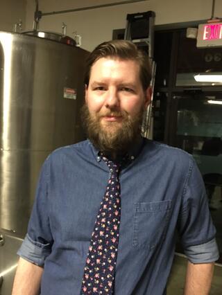 Aaron Ardle at Brothers Drake Meadery 德雷克米德里兄弟的亚伦·阿尔德
